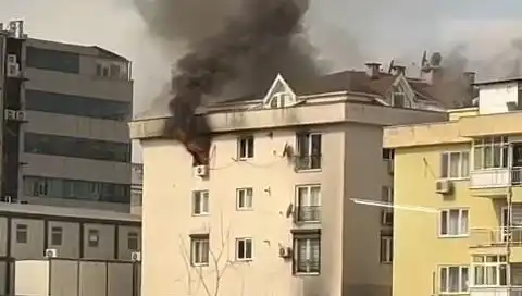 Mecidiyeköy'de Dört Katlı Binada Yangın Paniği: Mahalle Halkı Tedbirli Olmalı