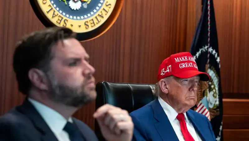 Trump’ın Azil Tasarısı Reddedildi: Siyasi Ortamda Ne Anlama Geliyor?