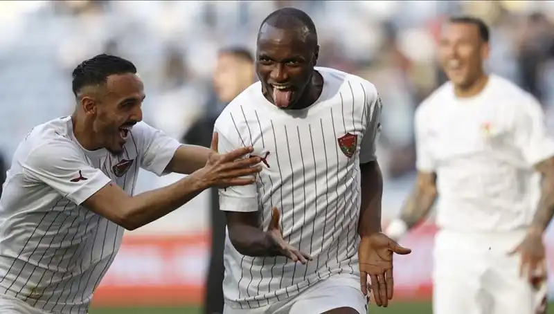 Süper Lig'de 36. Hafta: Şampiyonluk ve Düşme Hattında Neler Oluyor?