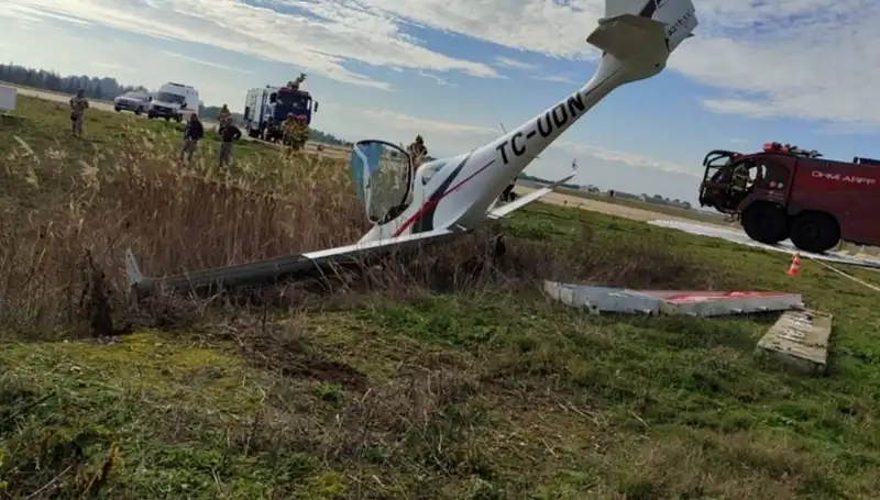 Bursa'daki Üzücü Uçak Kazası: İki Pilot Hayatını Kaybetti, Üç Sanık Yargılanıyor