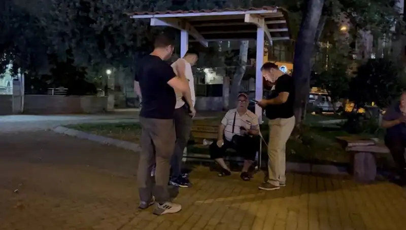 Kısmı Görme Kaybı Olan Adamın Telefonu Hırsızlık Kurbanı Oldu