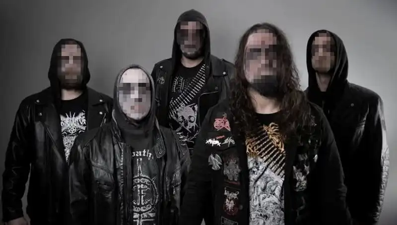 Rock Grubunun Üyeleri Dini Değerlere Hakaretten Tutuklandı