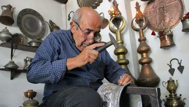50 Yıldır Sanatla İşini Buluşturan Usta: Yarım Asırlık Yolculuğu