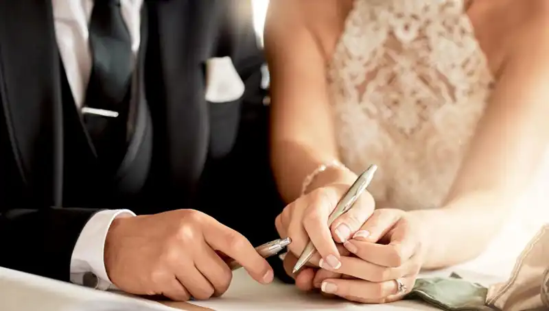 İlişki Durumunuz Demans Riskinizi Etkileyebilir: Evliler mi Daha Güvende?