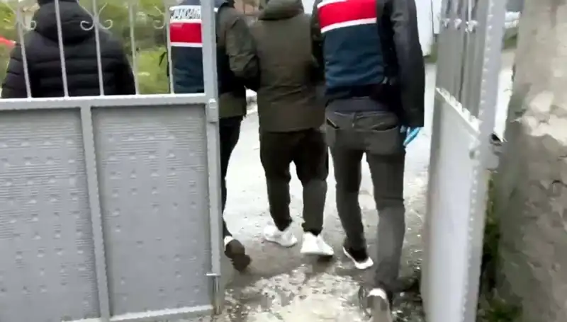 Türkiye’de 1.2 Milyar Liralık Dolandırıcılık: 139 Şüpheli Yakalandı!