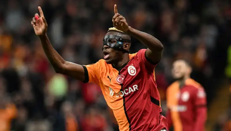 Osimhen, Al-Hilal'in Teklifini Reddetti ve Yeni Takımını Duyurdu