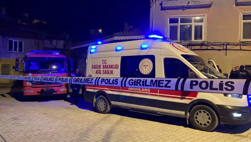 Yaşlı Adam Evinde Korkunç Bir Yangında Hayatını Kaybetti