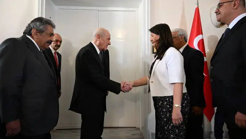 MHP Lideri Bahçeli, DEM Parti Heyeti ile Kritik Görüşme Gerçekleştirdi