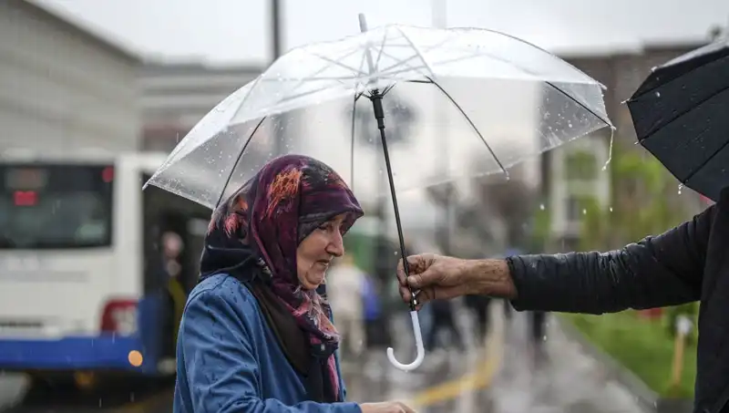 Türkiye Genelinde Gök Gürültülü Sağanak Yağmur Bekleniyor!