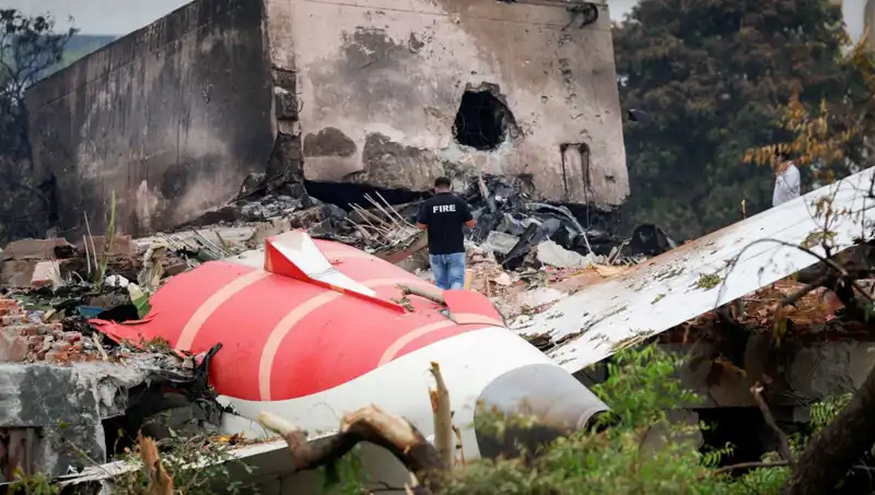 Air India Faciasında Şok detay: Kokpitteki Son Konuşmalar Ne Oldu?