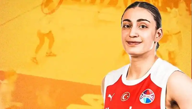 Galatasaray, Üç Yıldızıyla Sözleşme Uzatma Sürecini Tamamladı