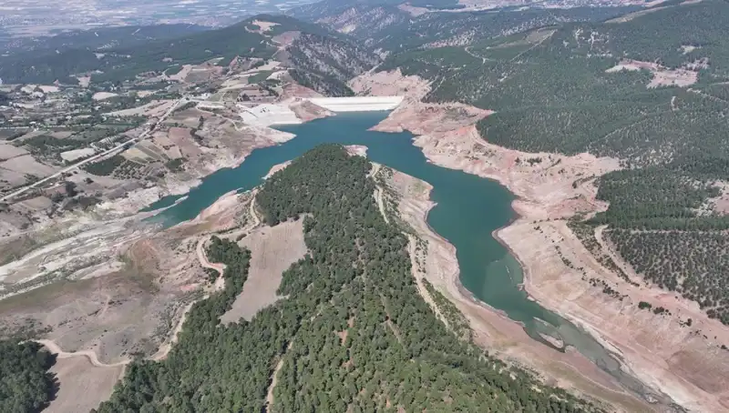 Denizli'de Su Tasarrufu Alarmı: Su Deposu Doluluğu Yüzde 23 Seviyesinde!