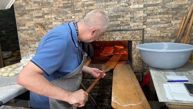 Yaklaşık 400 Derecede Çalışmanın Zorluğu: Bir Güneş Fabrikasında Bir Gün