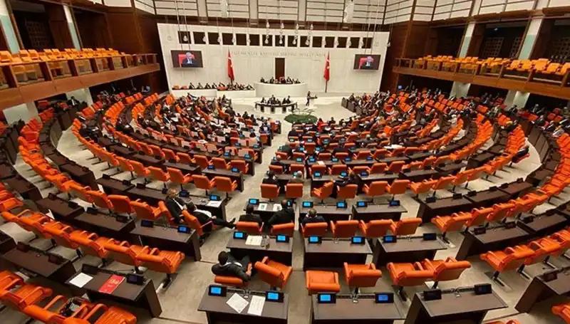 Meclis'te Yeni Haftada Yoğun Gündem: Neler Bekleniyor?
