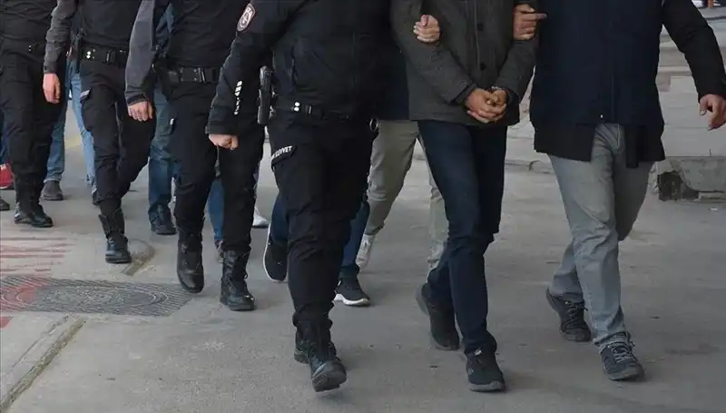 5 İlde Yapılan FETÖ Operasyonunda 10 Kişi Gözaltına Alındı