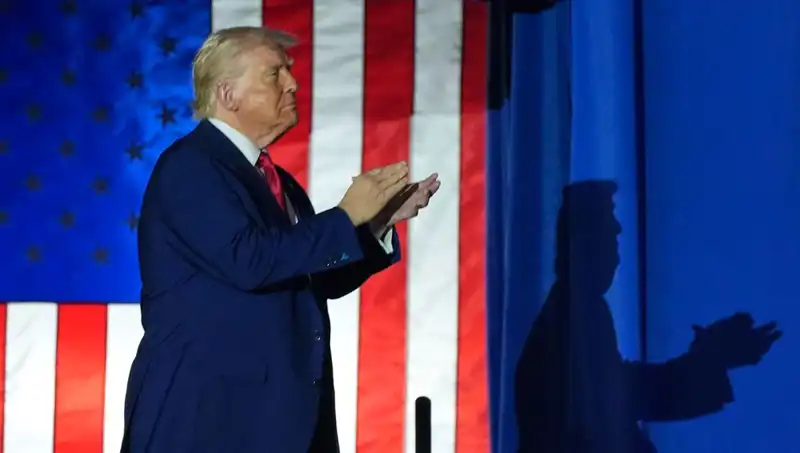 Trump'ın 100 Günde Yüz Yılın Dönüşümü: Nemesis mi, Kahraman mı?
