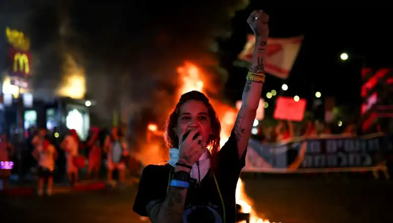 İsrail'de Binlerce Kişi Sokaklara Döküldü: Gazze Savaşı Sonlansın İstiyor!