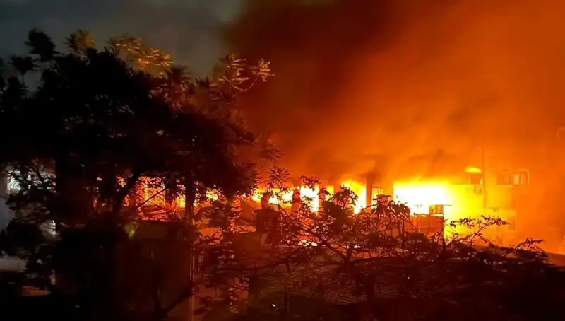 Gazze'de Sivillere Yönelik Saldırılar: 37 Kayıp, Dünya Alarmda