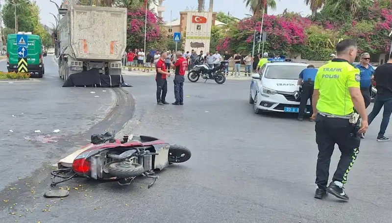 Mersin'de Korkunç Kaza: Hayatını Kaybeden ve Yaralanan Var