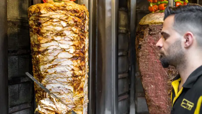 Zehirli Döner Mi? Uzmanlardan Çarpıcı Uyarılar Geldi!