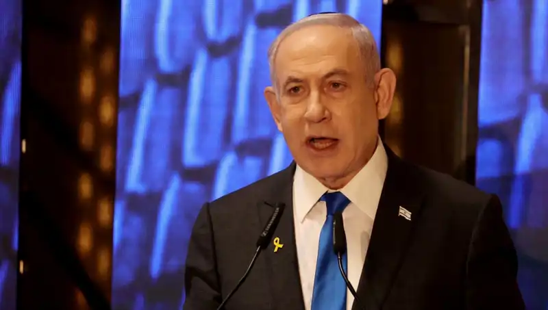Netanyahu’nun Oğluna Geleni Savunan Macron: Politika ve Kişisel İlişkiler Üzerine Bir Analiz