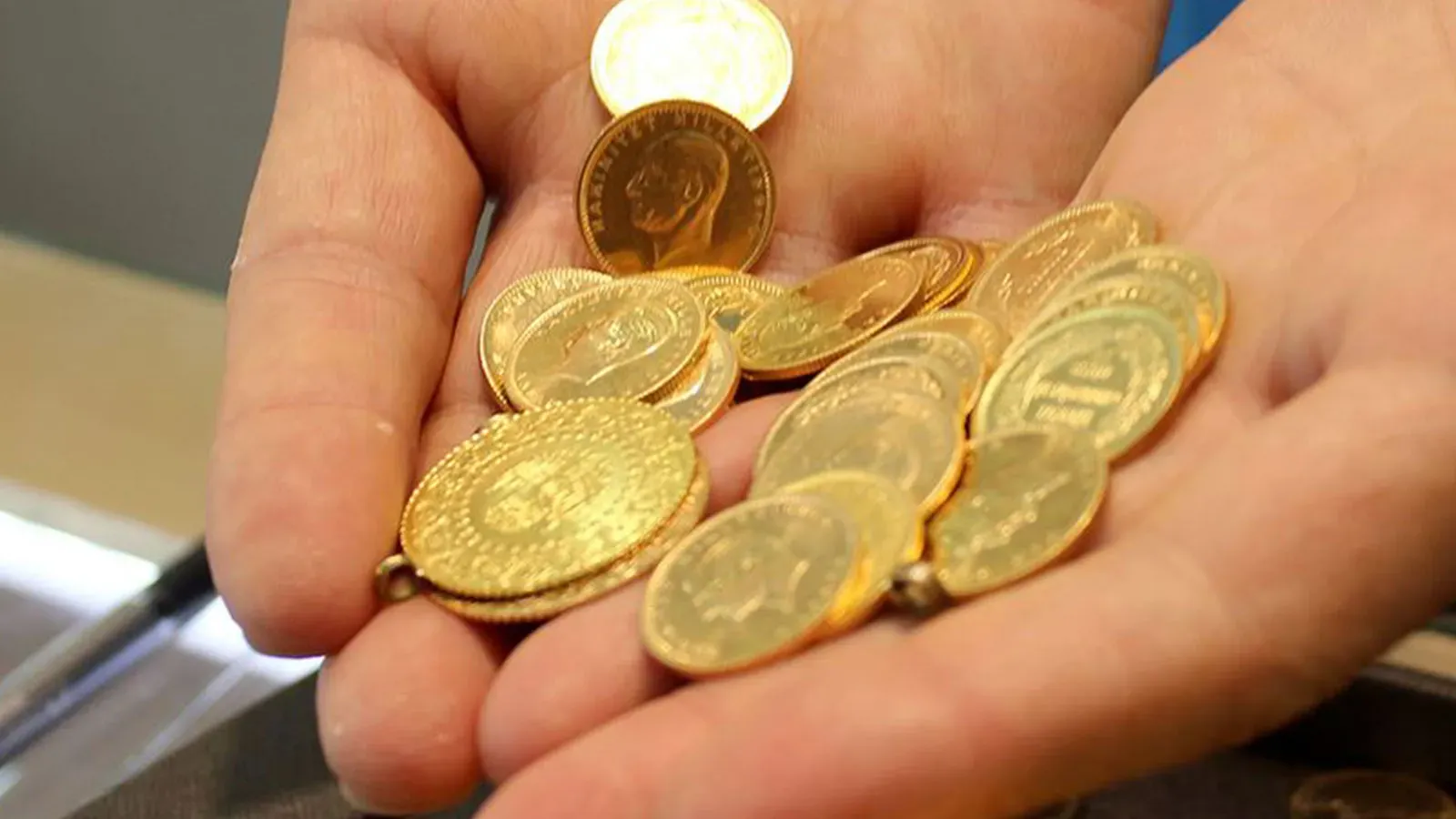 Altın Fiyatları Haftanın Son Gününe Nasıl Başladı?