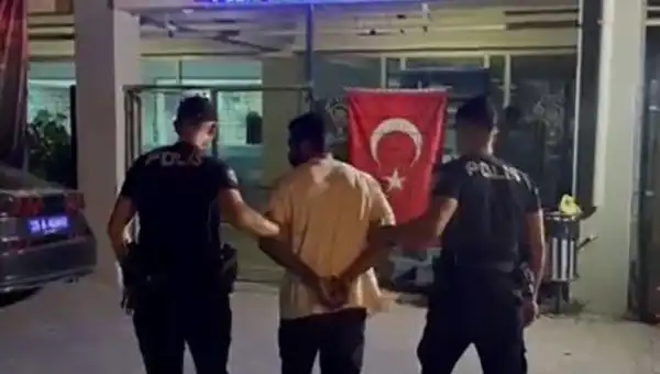 İzmir'de 18 Yıl Hapis Cezasıyla Aranan Firari Yakalandı!