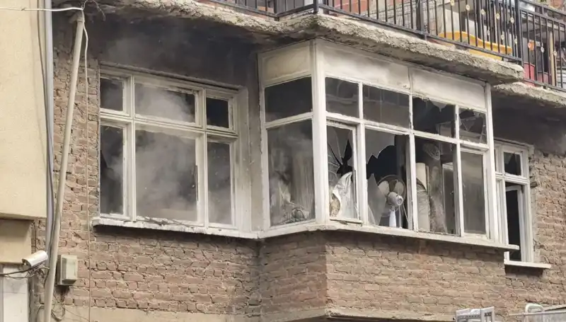Bursa'da 2 Katlı Evde Yangın! Nedenleri ve Sonrası