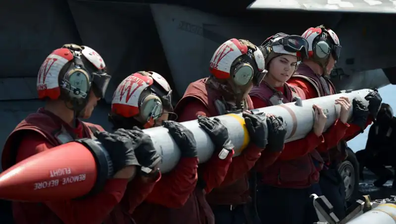 Amerikan Füzeleri Suudi Arabistan'a: Stratejik Bir Hamle mi?