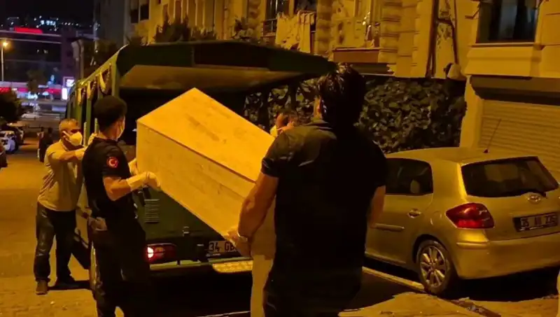 Esenyurt'ta Kadın Cinayeti Şok Edici Detaylarıyla Gündemde