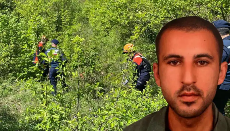 Kocaeli'de Kaybolan Emirhan İçin Hız Kesen Arama Çalışmaları Durmuyor