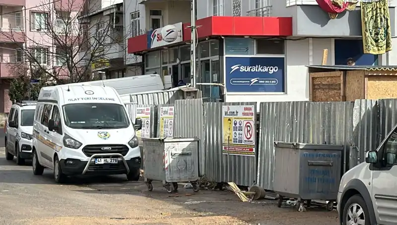 İnşaat Alanında Düşen İşçi Hayat Mücadelesi Veriyor