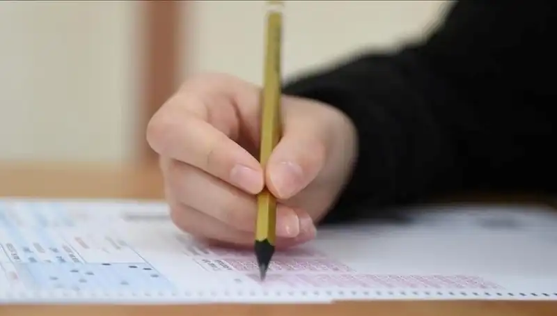 LGS Sınavında Eleyici Sorular: Öğrencilerin Başarısı Neden Zorlandı?