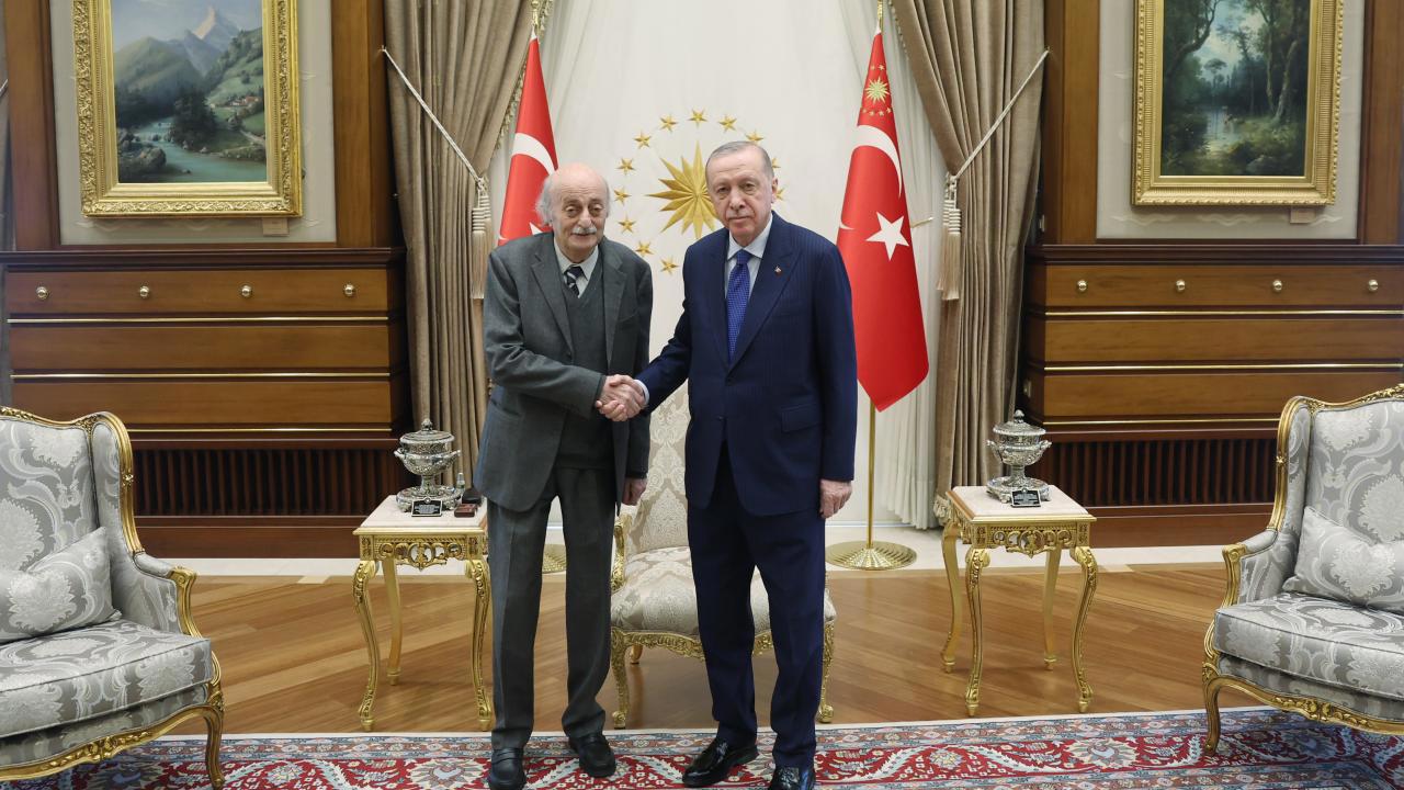 Lübnan Dürzi lideri Canbolat Türkiye'yi övdü